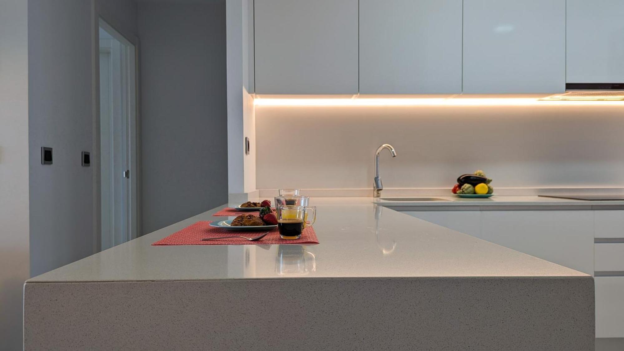 Sunset Waves Magic Apartments 베니돔 외부 사진