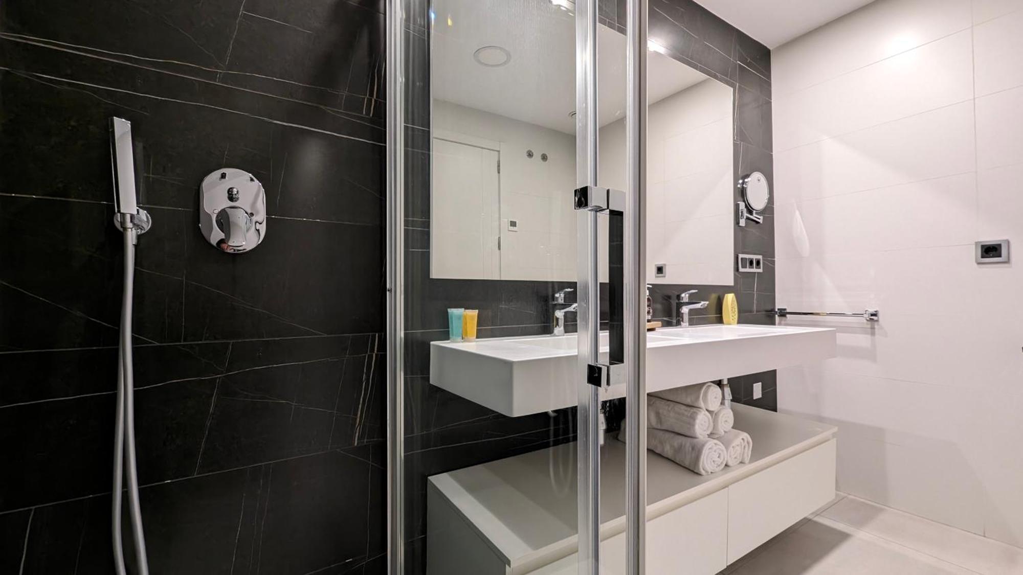 Sunset Waves Magic Apartments 베니돔 외부 사진
