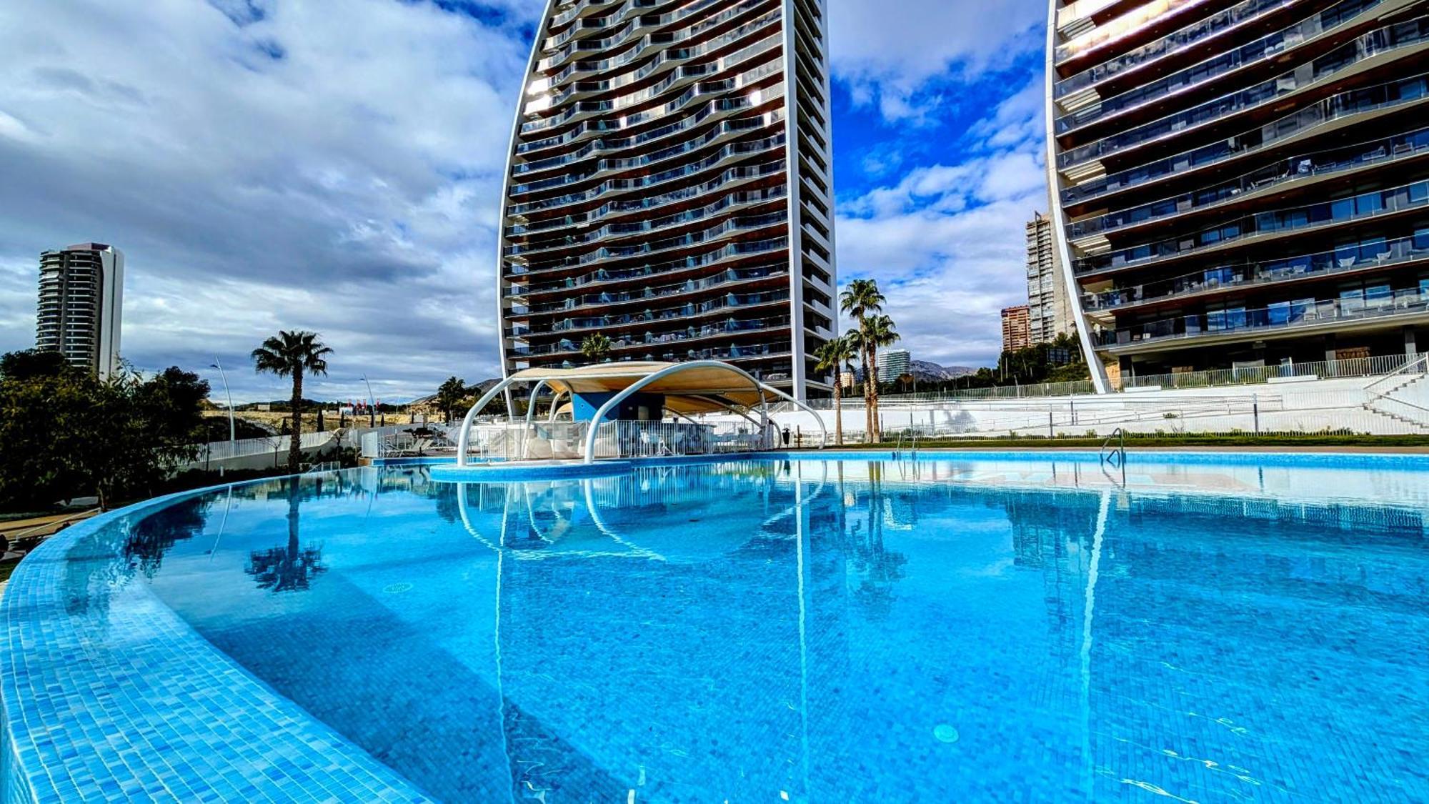 Sunset Waves Magic Apartments 베니돔 외부 사진